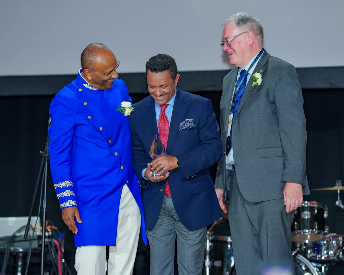 Award Ceremony photography — image 11
